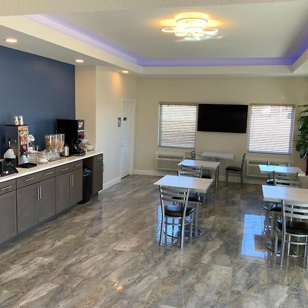 Days Inn By Wyndham Troy Il Εξωτερικό φωτογραφία