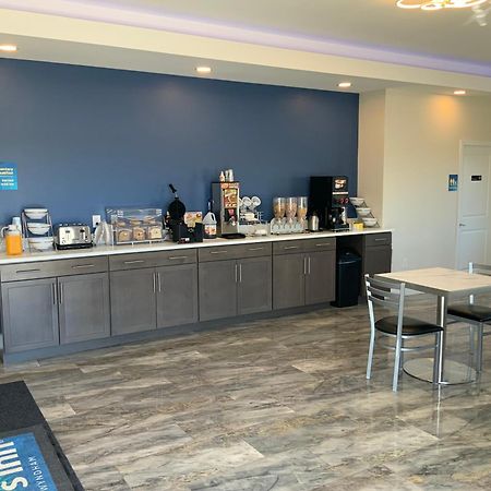 Days Inn By Wyndham Troy Il Εξωτερικό φωτογραφία