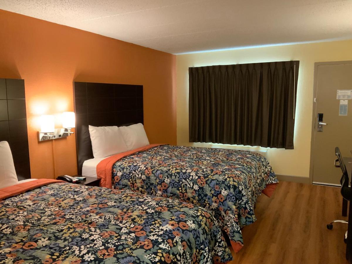Days Inn By Wyndham Troy Il Εξωτερικό φωτογραφία