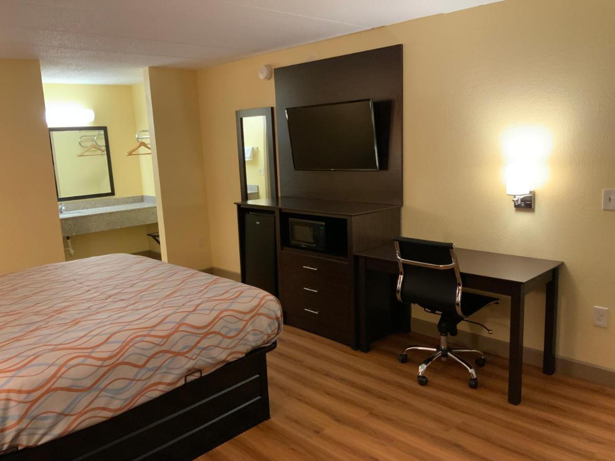 Days Inn By Wyndham Troy Il Εξωτερικό φωτογραφία