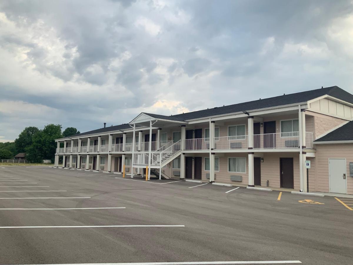 Days Inn By Wyndham Troy Il Εξωτερικό φωτογραφία