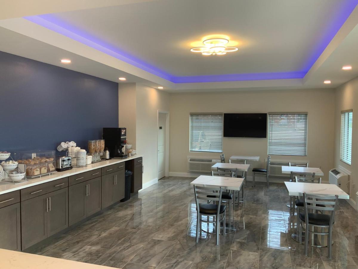Days Inn By Wyndham Troy Il Εξωτερικό φωτογραφία