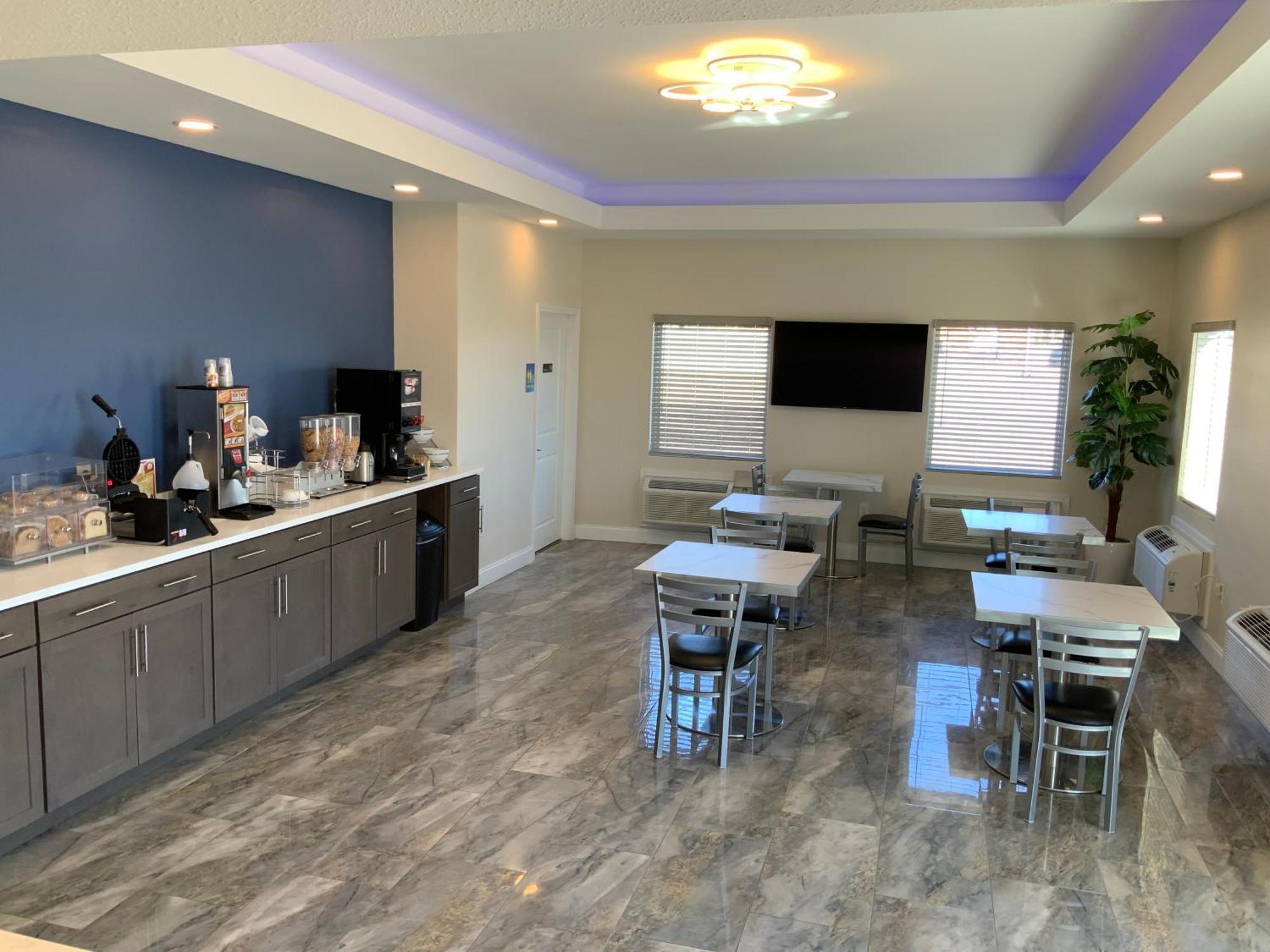 Days Inn By Wyndham Troy Il Εξωτερικό φωτογραφία